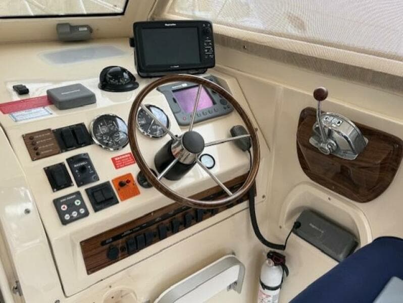 2004 Mainship Pilot