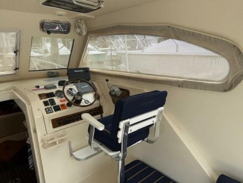 2004 Mainship Pilot