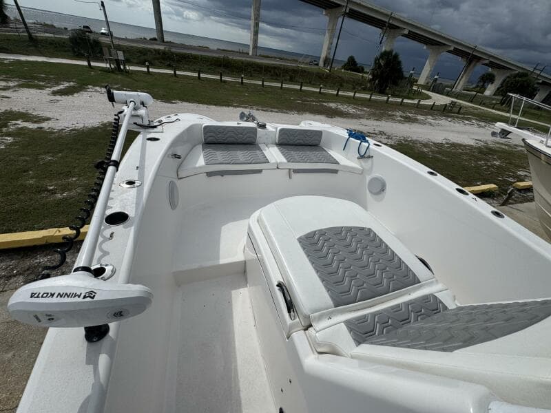 2021 Twin Vee 