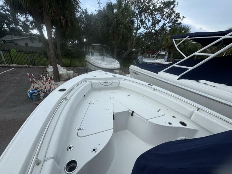 2017 Sea Hunt 235 Ultra SE
