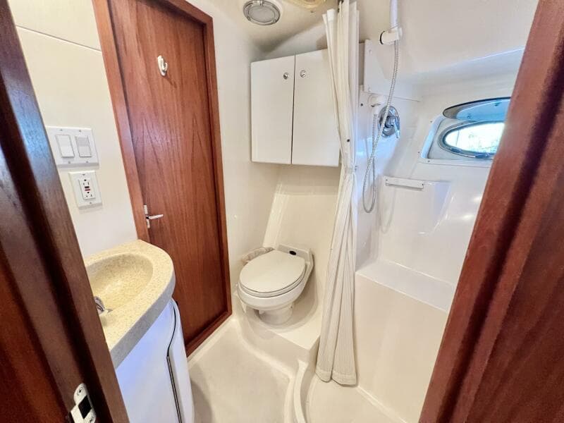 1998 Tiara Yachts 3500 Express