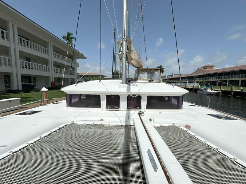 2012-lagoon-400-sail-9878984-20250721095455511-1.jpg