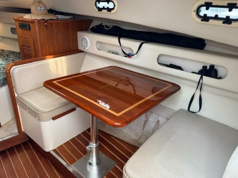 2002 Pursuit 3000 Express
