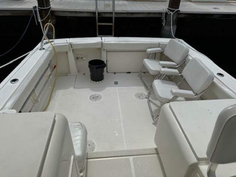 2002 Pursuit 3000 Express