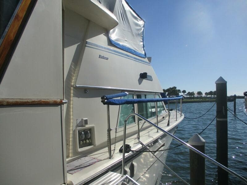 1986 Hatteras 