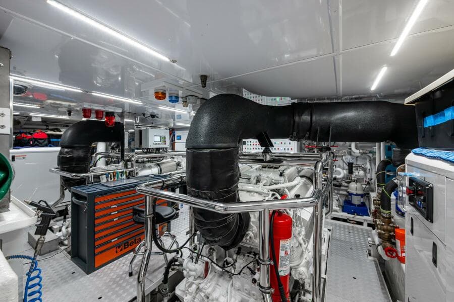 2023 Benetti 34M OASIS