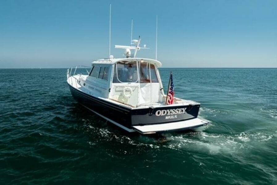 2000 Little Harbor WhisperJet 44