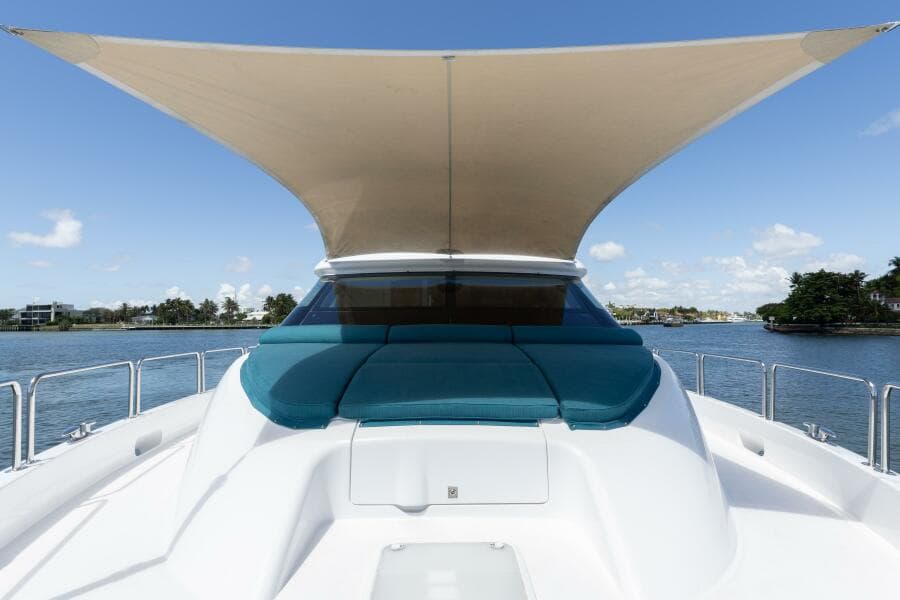 2014 Hatteras 80