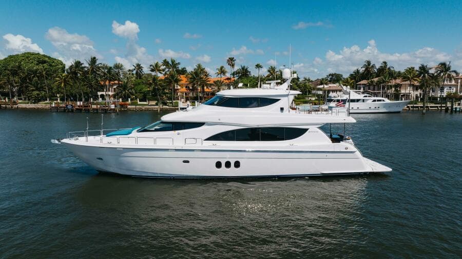 2014 Hatteras 80