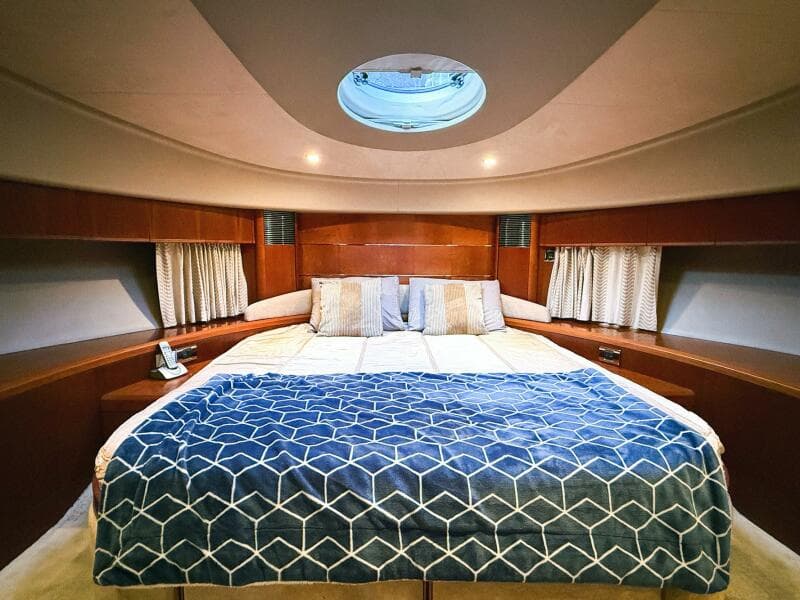 2007 Princess 23M