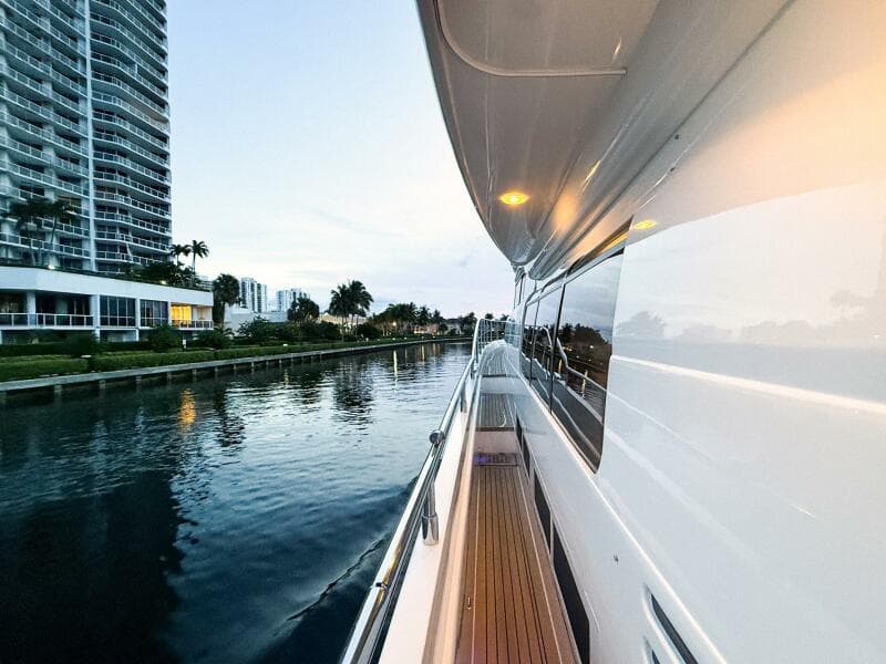 2007 Princess 23M