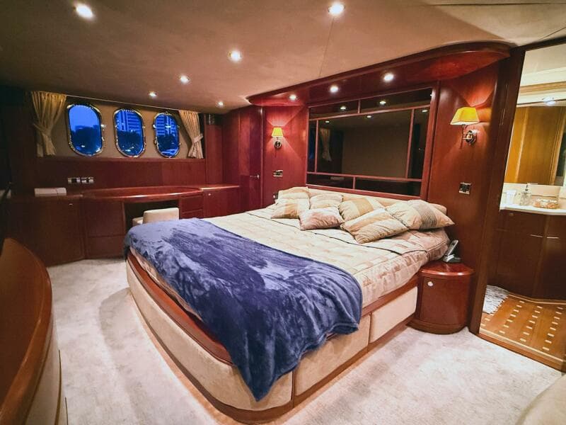 2007 Princess 23M