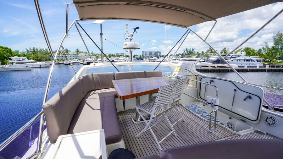 2018 Prestige 500 Flybridge