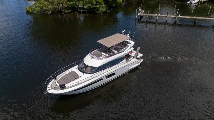 2018 Prestige 500 Flybridge