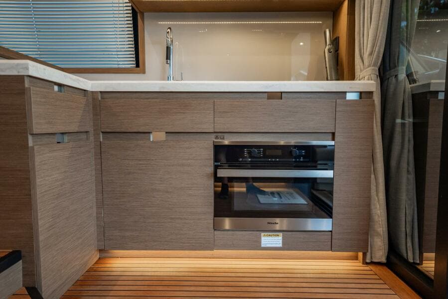 2021 Beneteau Monte Carlo 52