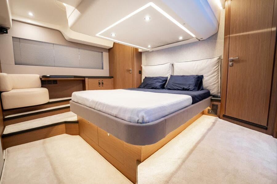 2021 Beneteau Monte Carlo 52