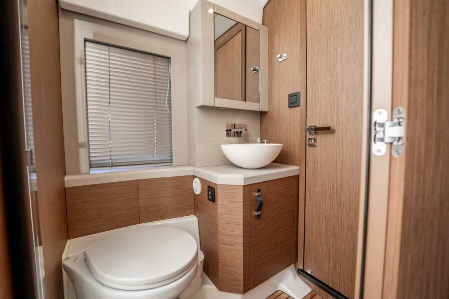 2021 Beneteau Monte Carlo 52