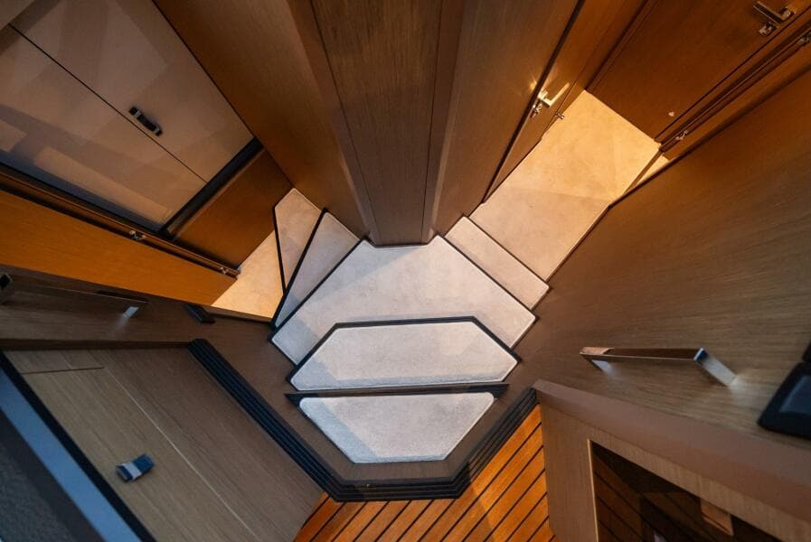 2021 Beneteau Monte Carlo 52