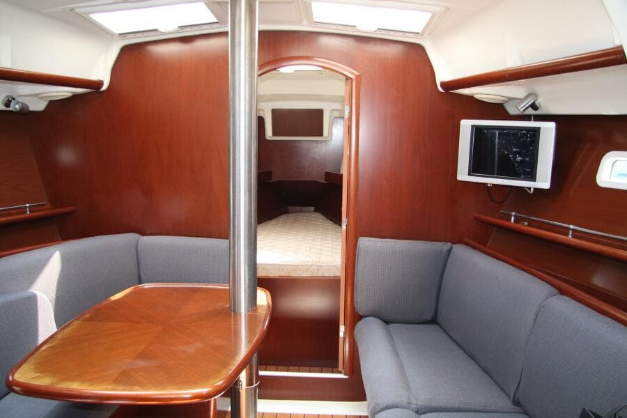 2006 Beneteau 
