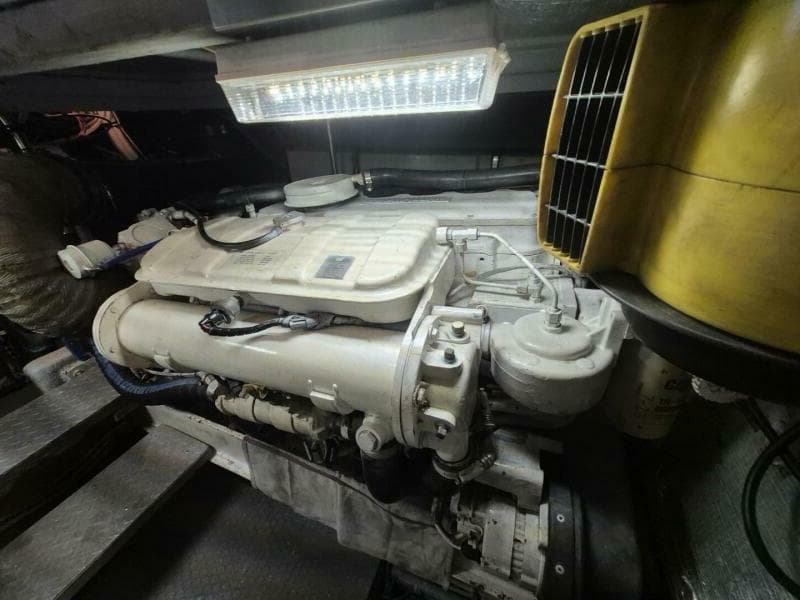 2002 Silverton 38 Convertible