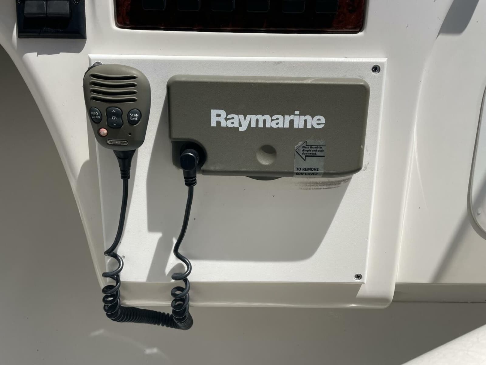 2000 Sea Ray 400 Sedan Bridge