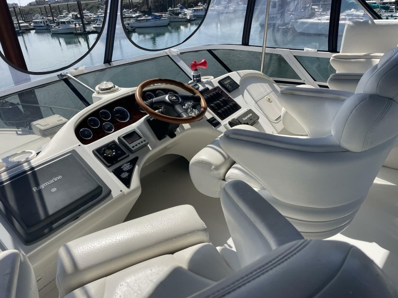 2000 Sea Ray 400 Sedan Bridge