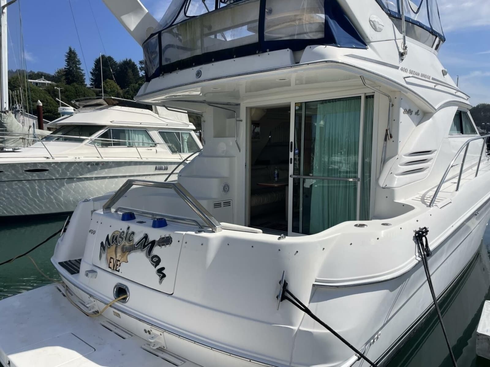 2000 Sea Ray 400 Sedan Bridge