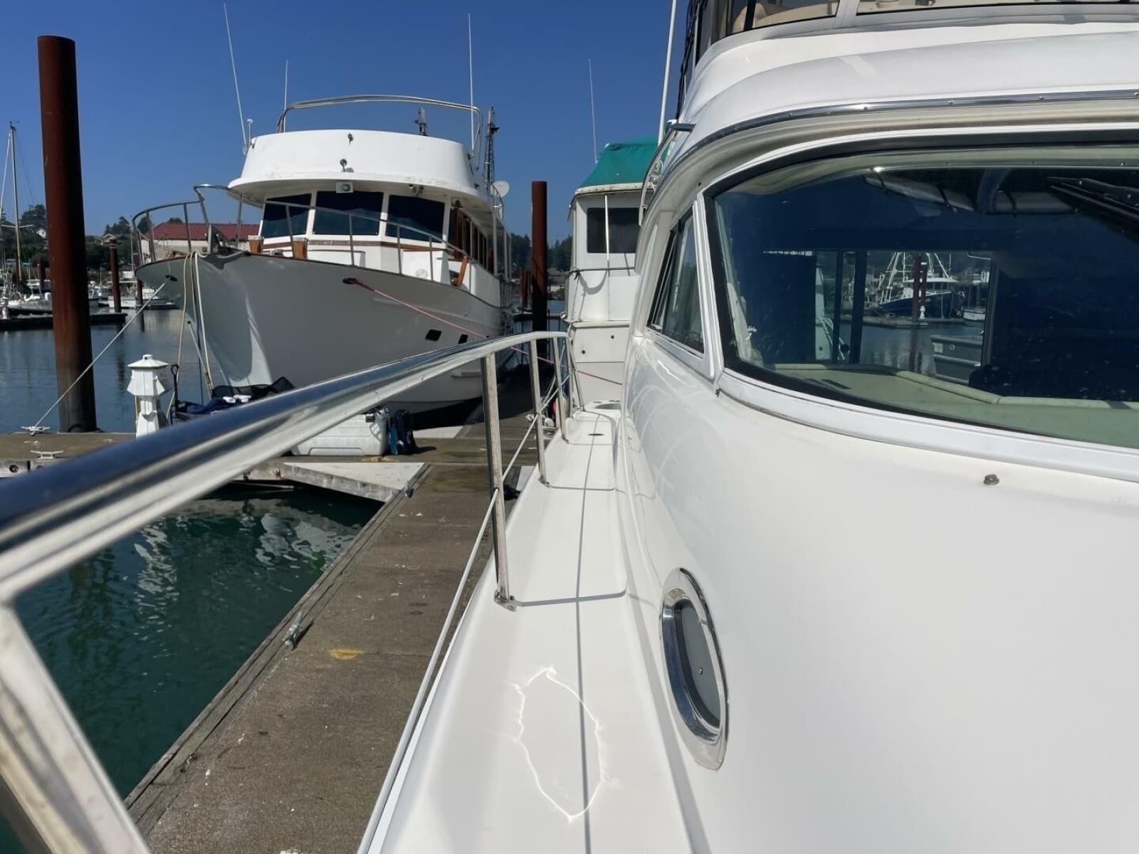 2000 Sea Ray 400 Sedan Bridge