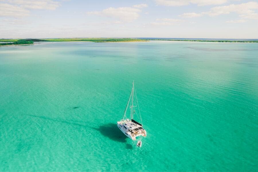 2023-lagoon-40-sail-9867159-20250709185004525-1.jpg
