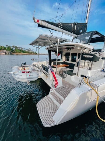 2023-lagoon-40-sail-9867159-20250709184330165-1.jpg
