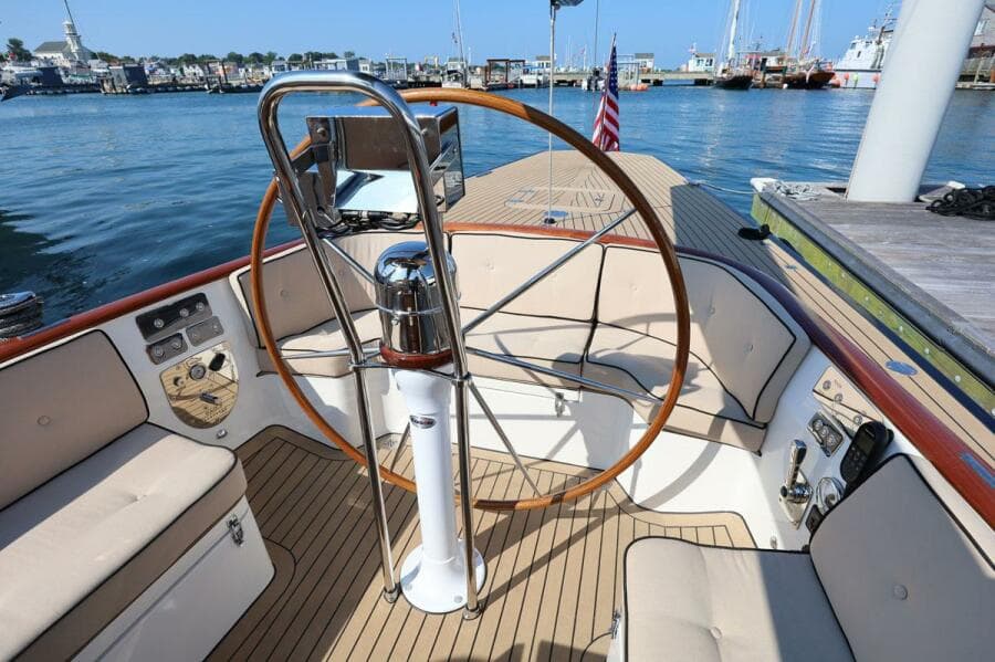 Aft Cockpit