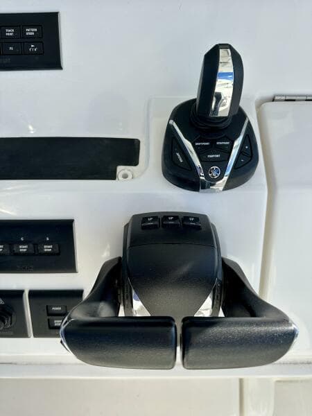 Helm   Throttle And Joystick
