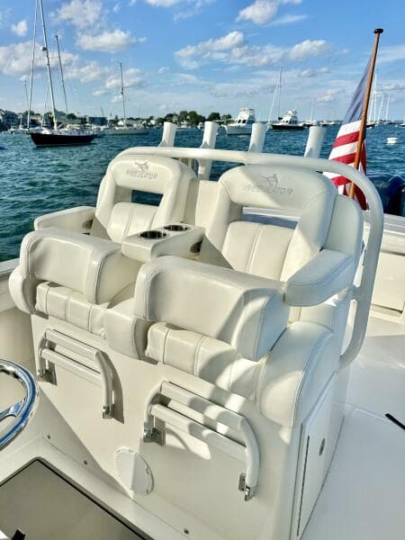 Helm Seats
