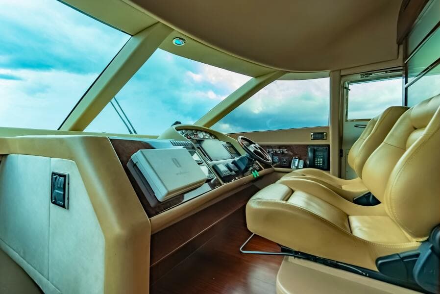 2006 Princess Yachts 