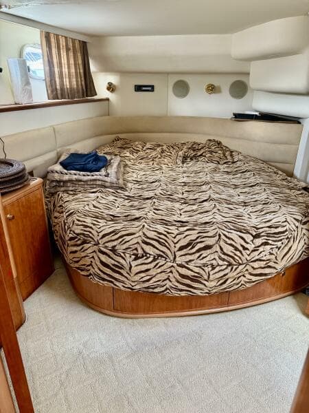 2000 Viking Princess 52 Flybridge