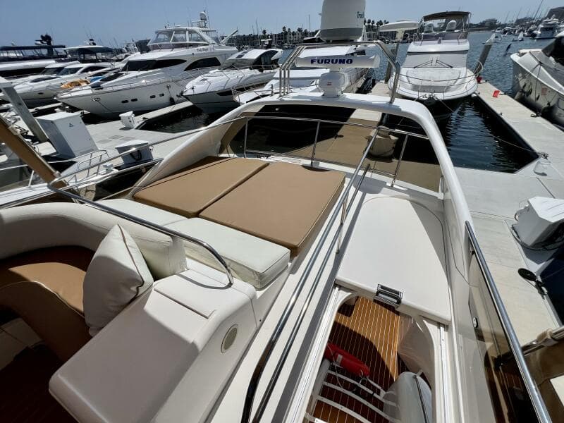 2000 Viking Princess 52 Flybridge