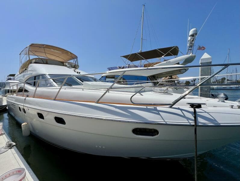 2000 Viking Princess 52 Flybridge