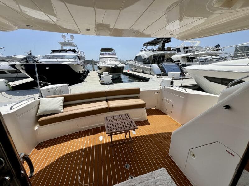 2000 Viking Princess 52 Flybridge