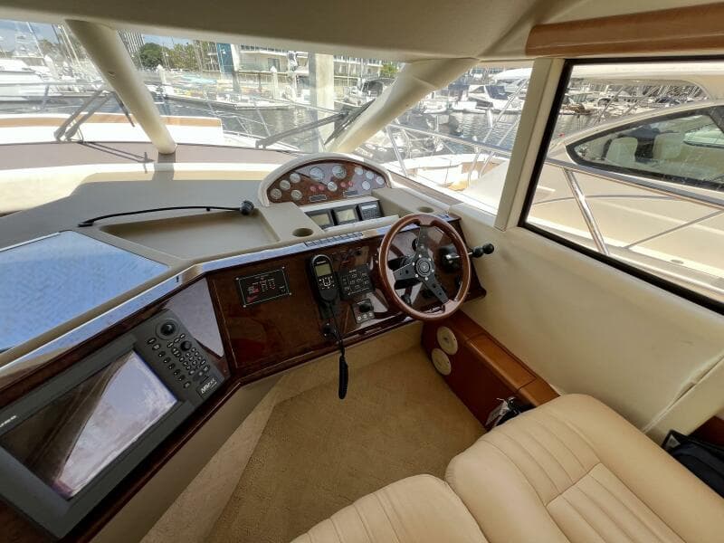 2000 Viking Princess 52 Flybridge