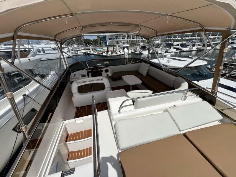 2000 Viking Princess 52 Flybridge