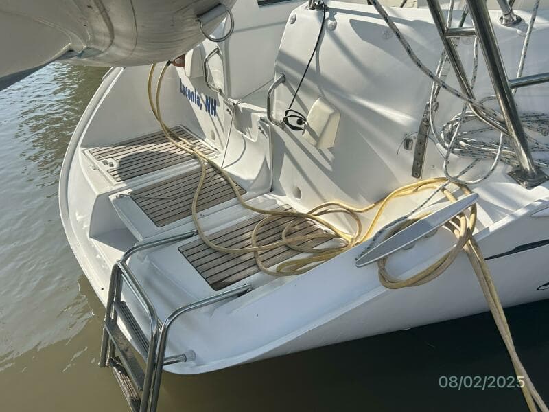 46' Beneteau swimplatform