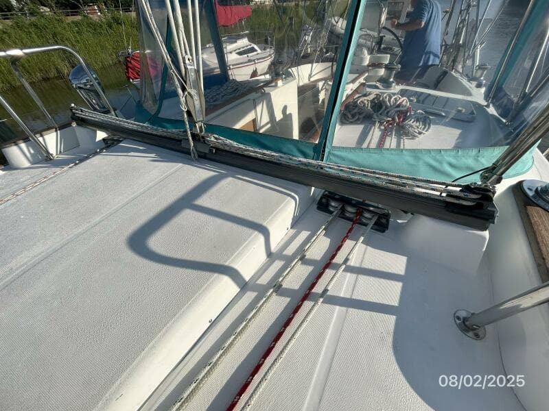 46' Beneteau traveler2