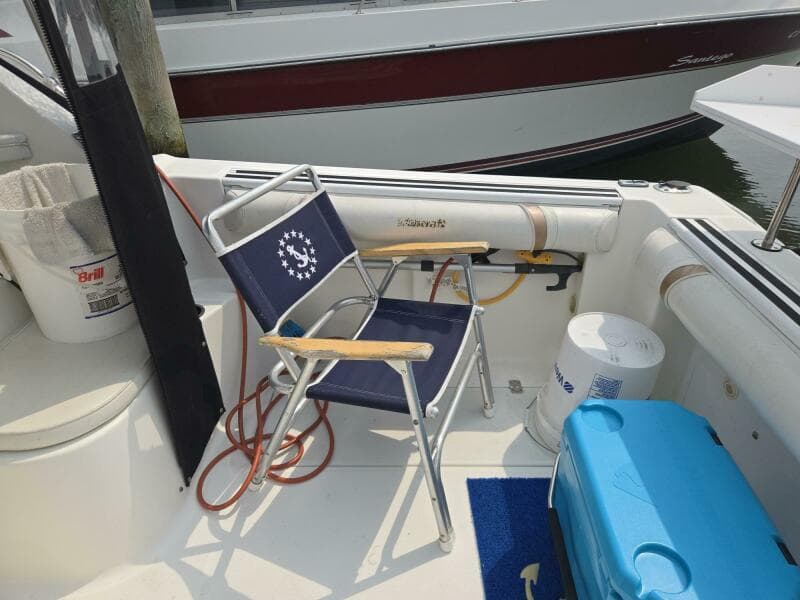 2000 Wellcraft 230 Coastal