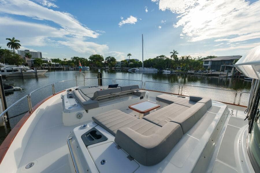 2020 Sirena 64