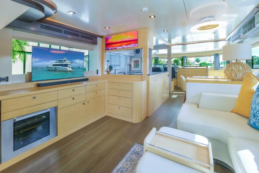 2020 Sirena 64