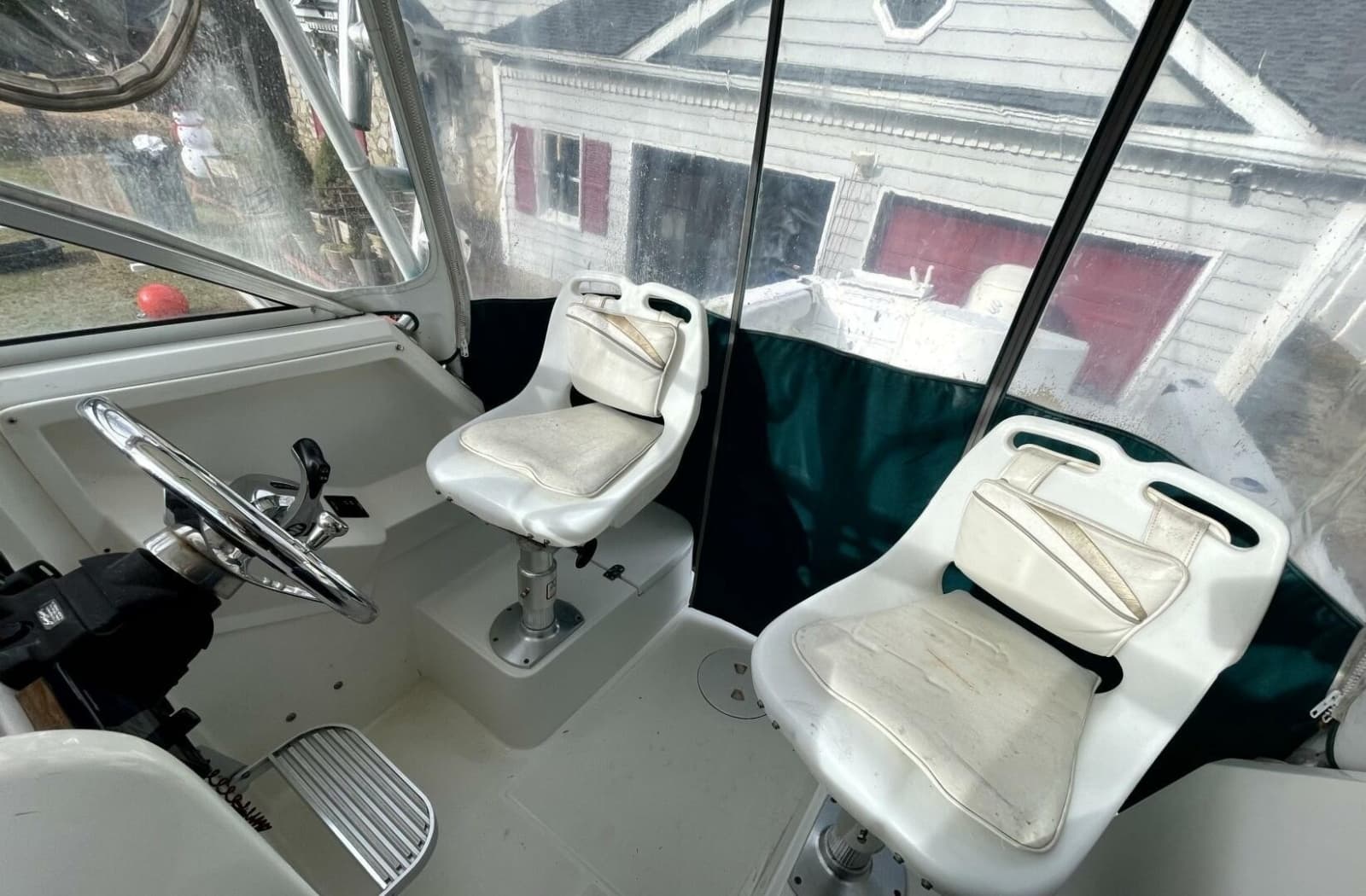 2001 Aquasport 250 Explorer