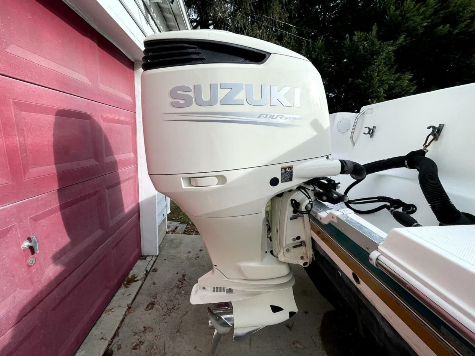 2001 Aquasport 250 Explorer