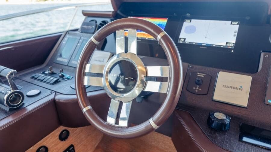 2012 Azimut Evolution