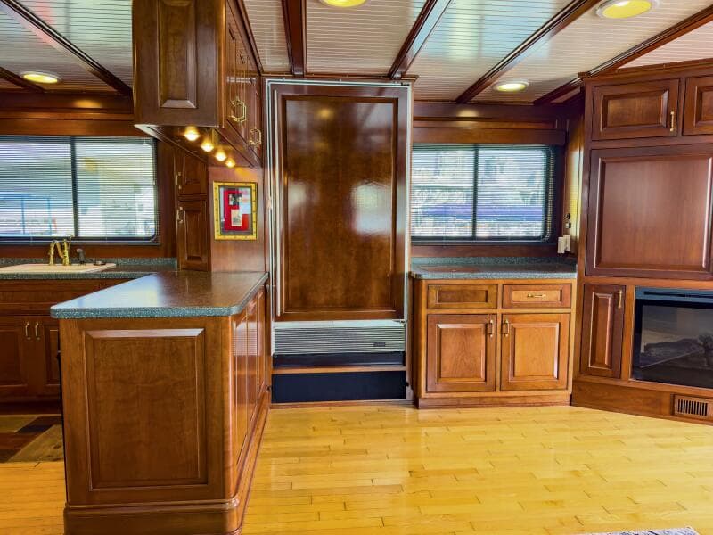 2002 Trawler Custom Aluminum