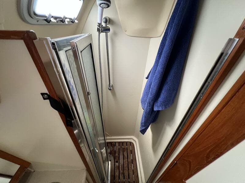 2004 Hunter 41